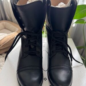 Steve Madden Black Lace-Up Women's Boots